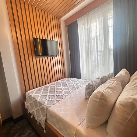 Taksim Cetinkaya Szálloda 3*