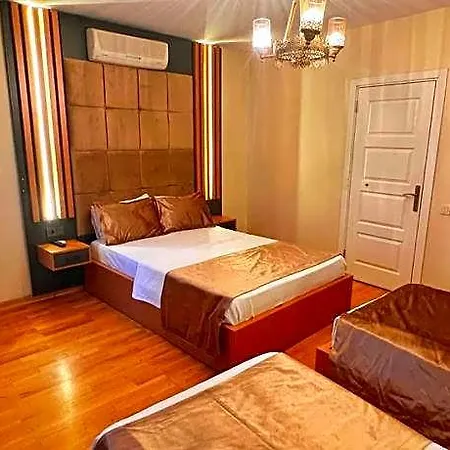 Taksim Cetinkaya Szálloda 3*
