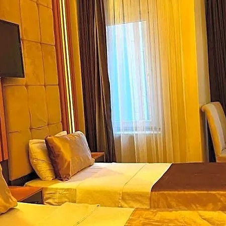 Taksim Cetinkaya