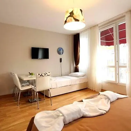 Taksim Cetinkaya Hotel 2*