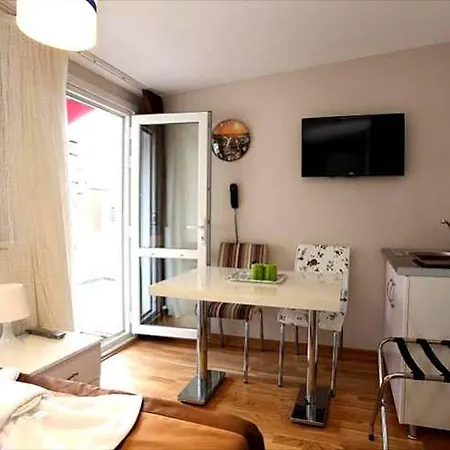 Taksim Cetinkaya 2*