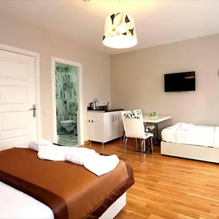 Taksim Cetinkaya Hotel 2*